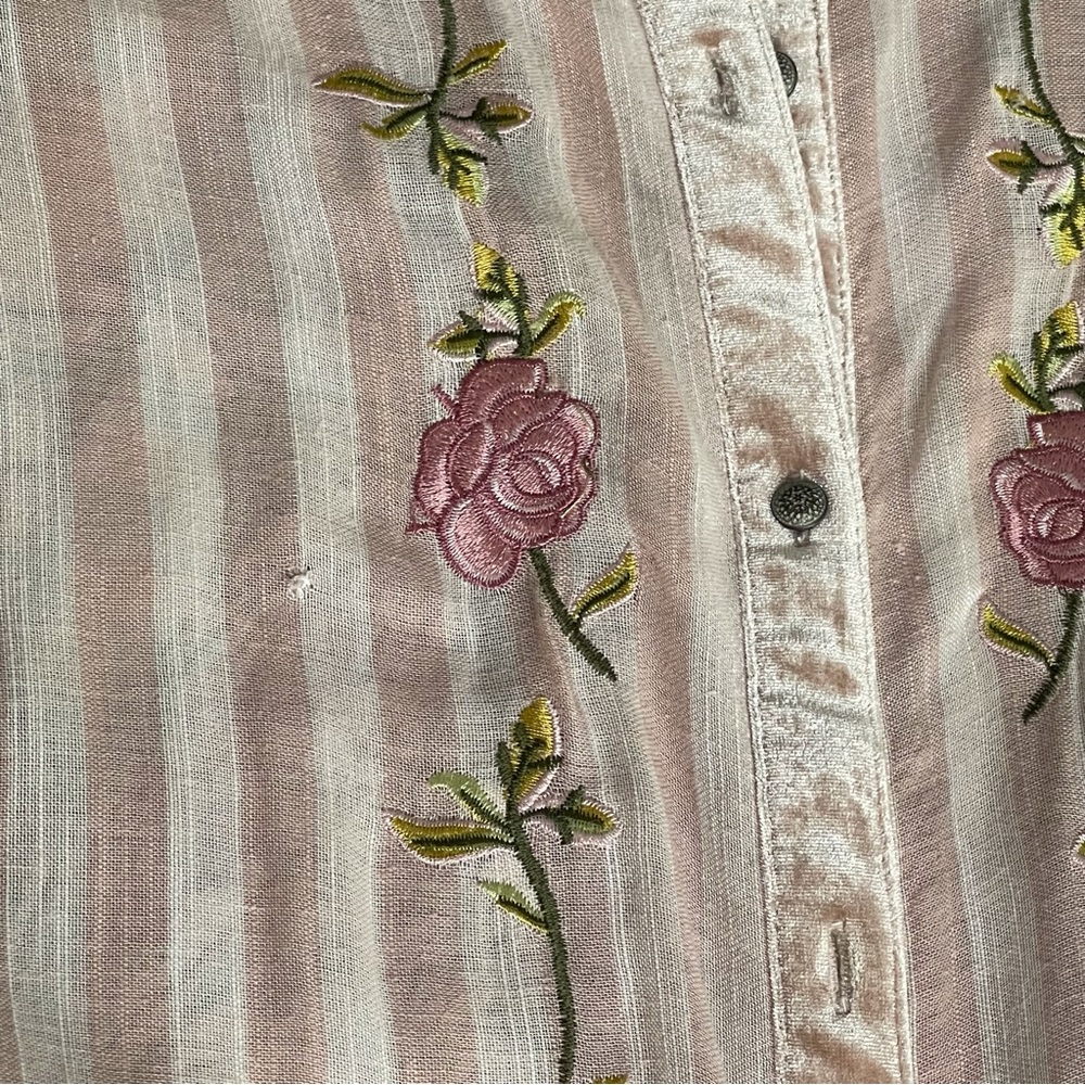 John Mark Mixed Media tunic embroidery linen blend roll tab sleeves Size L - Picture 8 of 16